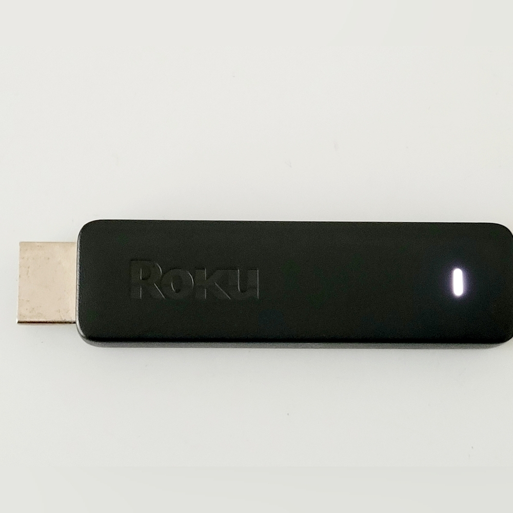 Roku USB Streaming Stick 3600X (2016 Model) Resolution 1080p Amazon/Netflix/Hulu